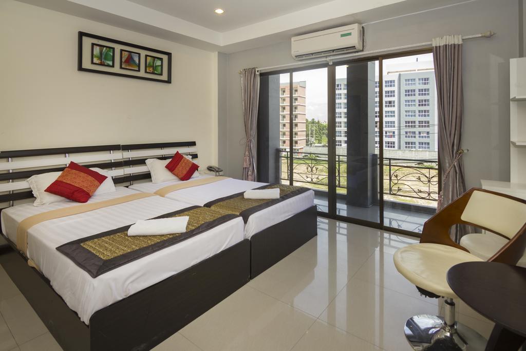 Royal Q & D Suites Pattaya Exterior photo