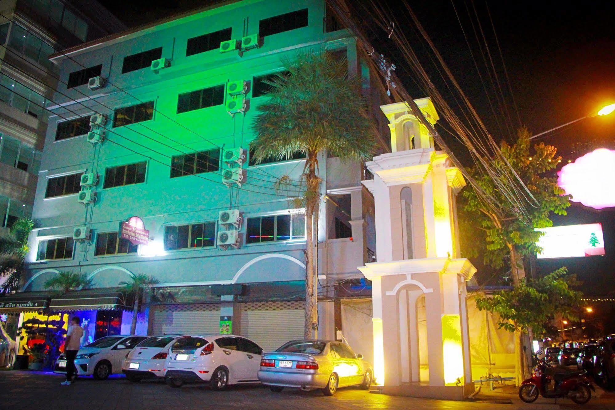 Royal Q & D Suites Pattaya Exterior photo